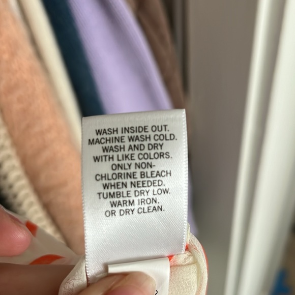 Banana Republic Blouse - Picture 4 of 5